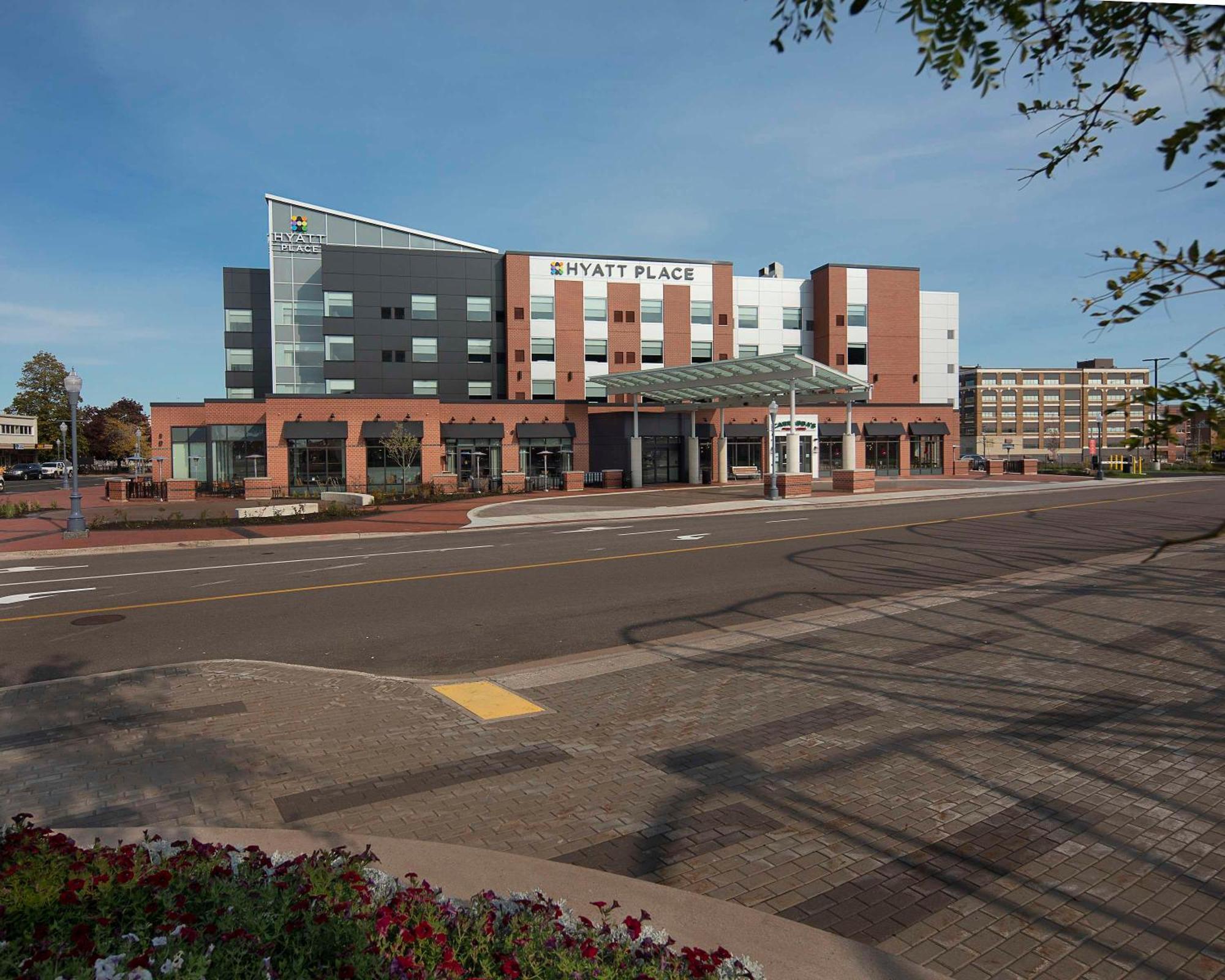 Hyatt Place Moncton-Downtown Exterior foto